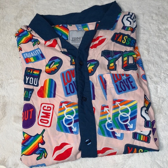 XL Trinity Collective Pride Button down short sleeve shirt - Picture 1 of 4
